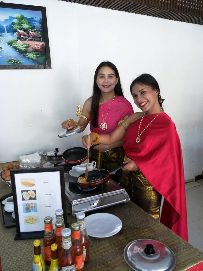 Bamboo Beach Hotel & Spa Patong Ngoại thất bức ảnh