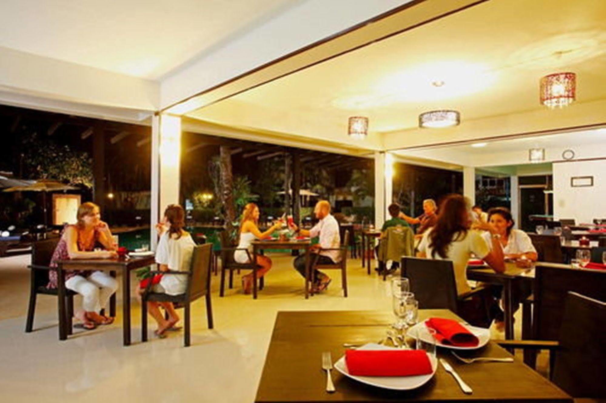 Bamboo Beach Hotel & Spa Patong Ngoại thất bức ảnh