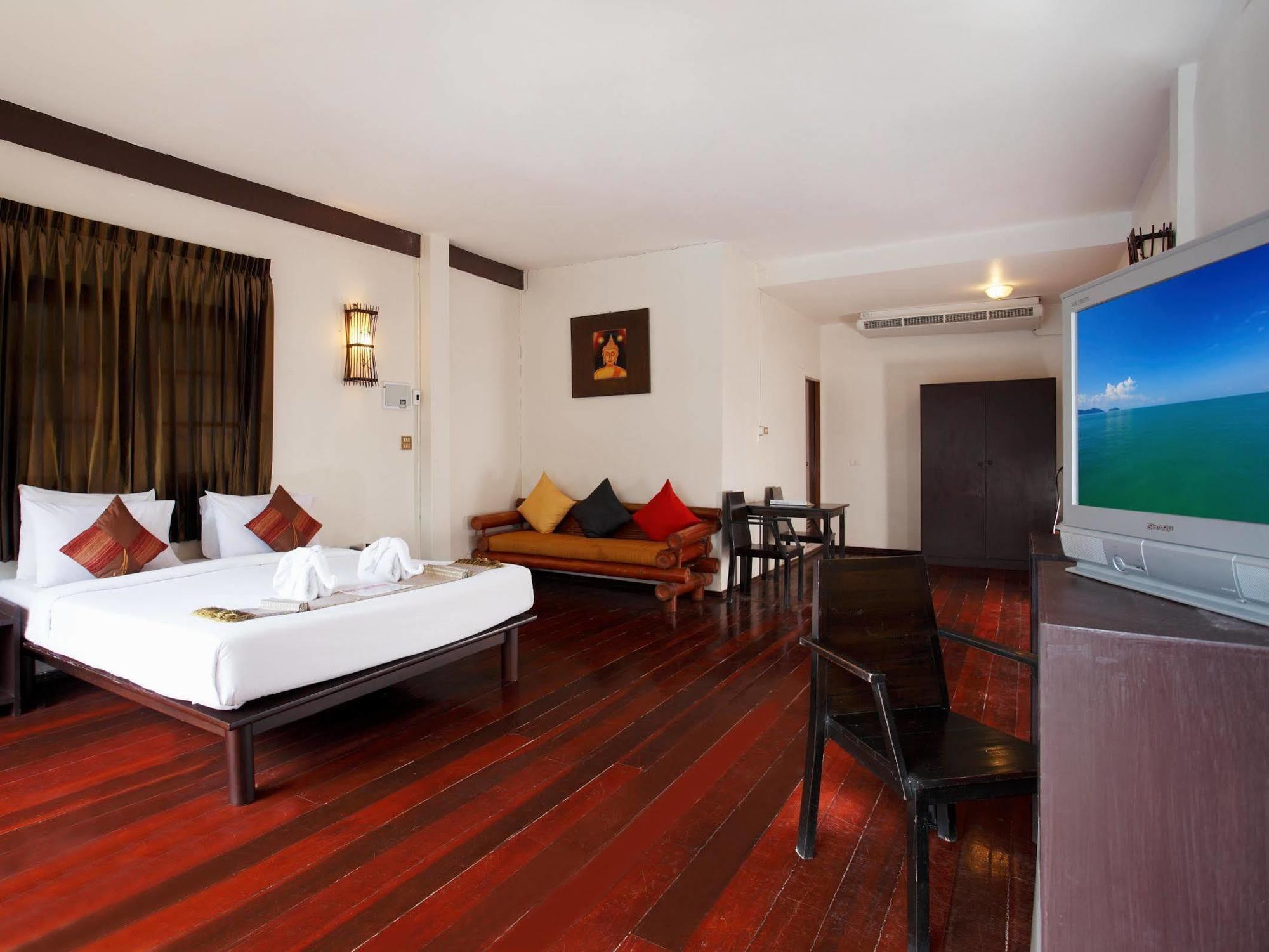 Bamboo Beach Hotel & Spa Patong Ngoại thất bức ảnh