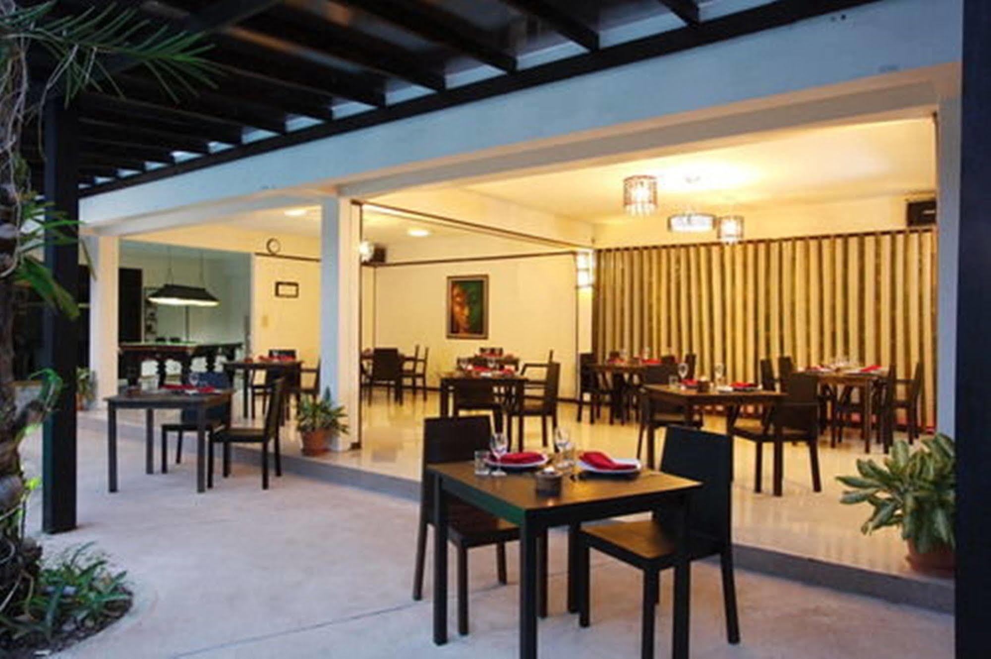 Bamboo Beach Hotel & Spa Patong Ngoại thất bức ảnh